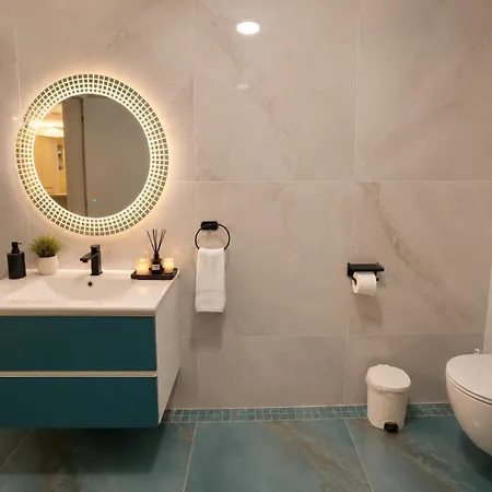 Appartement White Titanic Luxury Sea View & *