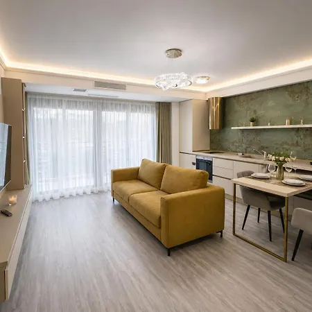 White Titanic Luxury Sea View & *