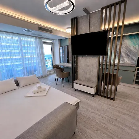 Appartement White Titanic Luxury Sea View &