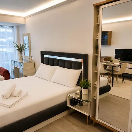Appartement White Titanic Luxury Sea View & Năvodari