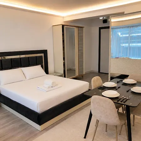 Appartement White Titanic Luxury Sea View & Năvodari