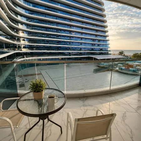 Appartement White Titanic Luxury Sea View & Năvodari